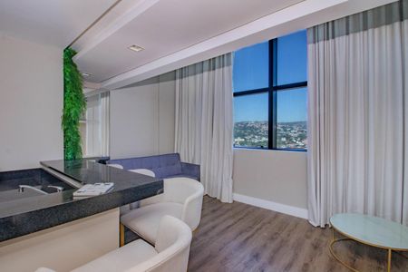 Sala de apartamento para alugar com 1 quarto, 57m² em Partenon, Porto Alegre