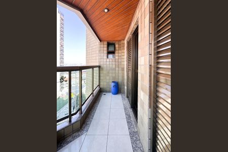 Apartamento para alugar com 140m², 3 quartos e 4 vagasSacada dos Quartos 1 e 2