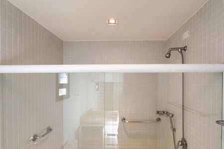 Apartamento para alugar com 140m², 3 quartos e 4 vagasBanheiro da Suíte