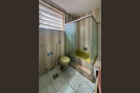 Casa à venda com 230m², 4 quartos e 4 vagas