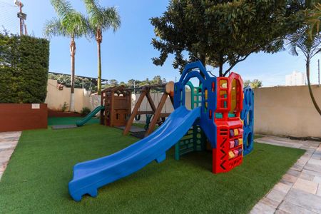 Apartamento para alugar com 79m², 3 quartos e 1 vaga Apartamento para alugar com 79m², 3 quartos e 1 vagaÁrea comum - Playground