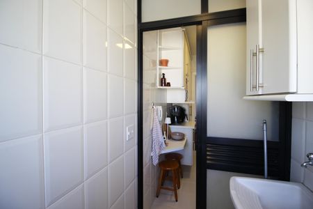 Apartamento à venda com 65m², 1 quarto e 1 vagaÁrea de Serviço