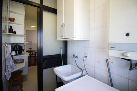 Apartamento à venda com 65m², 1 quarto e 1 vagaÁrea de Serviço
