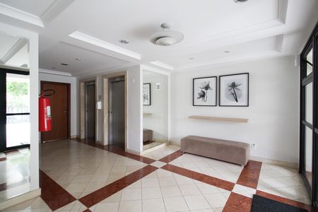 Apartamento à venda com 65m², 1 quarto e 1 vagaHall
