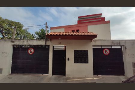 Casa para alugar com 33m², 1 quarto e sem vagaFachada