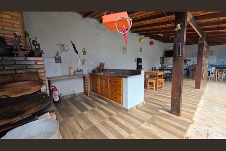 Casa para alugar com 360m², 5 quartos e 5 vagas