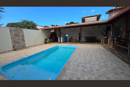 Casa para alugar com 360m², 5 quartos e 5 vagas