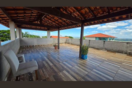 Casa para alugar com 360m², 5 quartos e 5 vagas