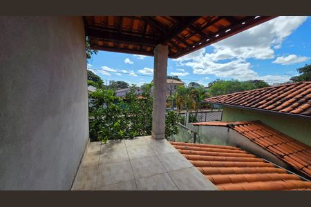 Casa para alugar com 360m², 5 quartos e 5 vagas