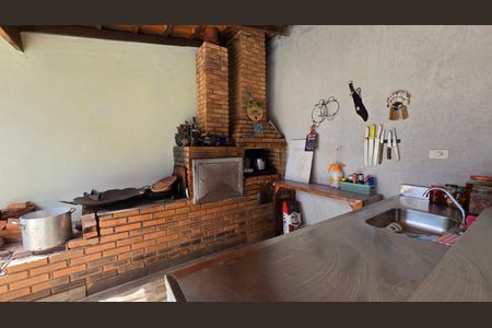 Casa para alugar com 360m², 5 quartos e 5 vagas