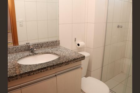 Banheiro de apartamento para alugar com 1 quarto, 40m² em Vila Maria Jose, Goiânia