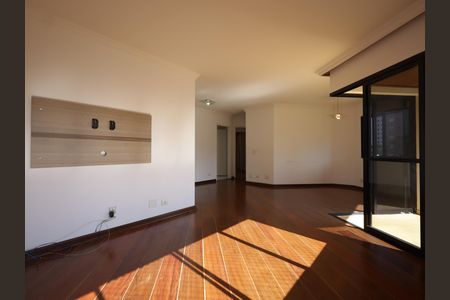 Apartamento para alugar com 166m², 3 quartos e 3 vagasSala