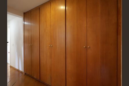Apartamento para alugar com 166m², 3 quartos e 3 vagasCorredor
