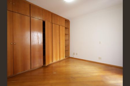 Apartamento para alugar com 166m², 3 quartos e 3 vagasSuíte