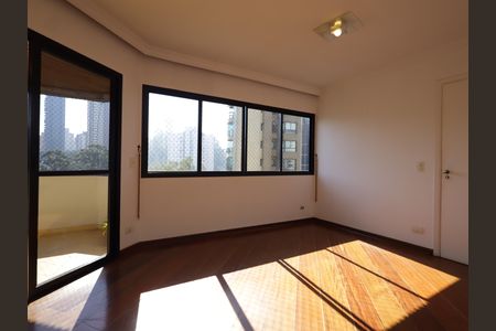 Apartamento para alugar com 166m², 3 quartos e 3 vagasSala
