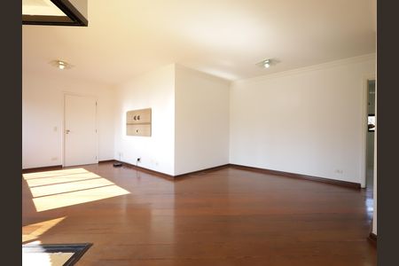 Apartamento para alugar com 166m², 3 quartos e 3 vagasSala