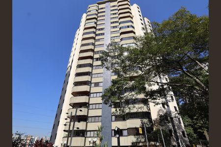 Apartamento para alugar com 166m², 3 quartos e 3 vagasFachada