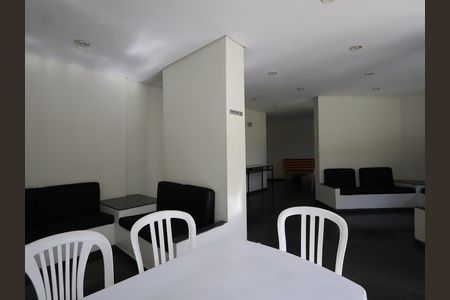 Apartamento para alugar com 166m², 3 quartos e 3 vagasÁrea comum - Salão de festas