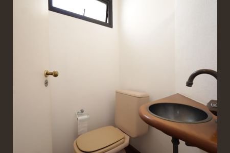 Apartamento para alugar com 166m², 3 quartos e 3 vagasLavabo