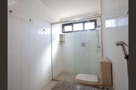 Apartamento para alugar com 166m², 3 quartos e 3 vagasBanheiro