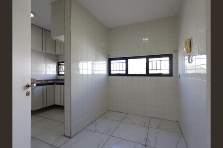 Apartamento para alugar com 166m², 3 quartos e 3 vagasCopa
