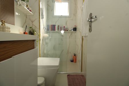 Apartamento à venda com 55m², 2 quartos e 1 vagaBanheiro Social