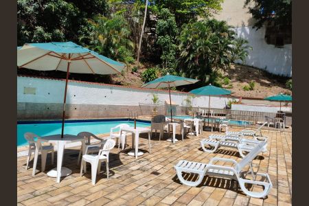 Apartamento à venda com 75m², 2 quartos e 1 vagaÁrea externa