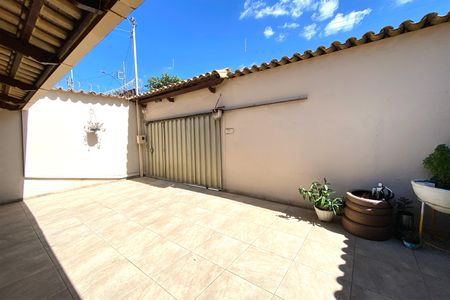 Casa para alugar com 200m², 3 quartos e 3 vagasGaragem