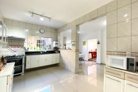 Casa para alugar com 200m², 3 quartos e 3 vagasCozinha