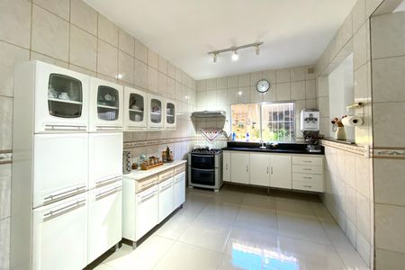 Casa para alugar com 200m², 3 quartos e 3 vagasCozinha
