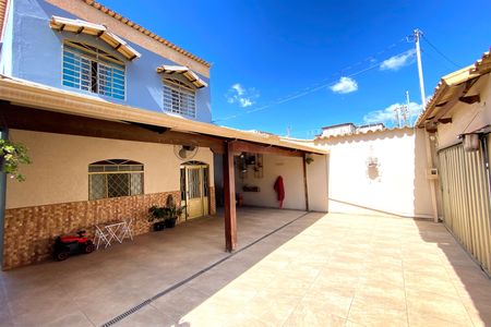 Casa para alugar com 200m², 3 quartos e 3 vagasVaranda
