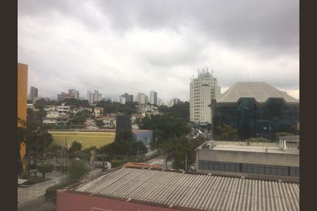 Foto 01 de apartamento para alugar com 1 quarto, 40m² em Mirandópolis, São Paulo