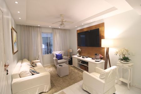 Casa à venda com 3 quartos, 87m² em Jardim das Imbuias, São Paulo