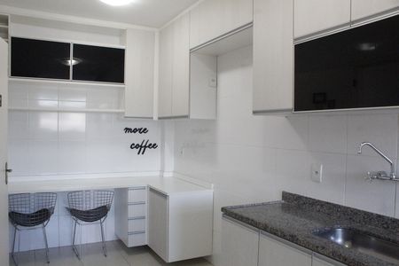 Apartamento à venda com 72m², 2 quartos e 1 vagaCozinha