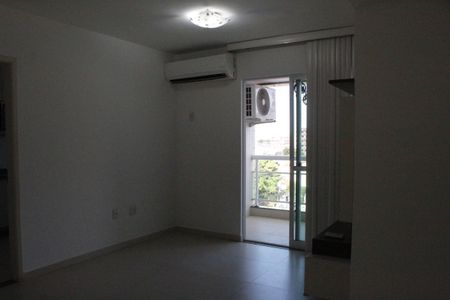 Apartamento à venda com 72m², 2 quartos e 1 vagaSala