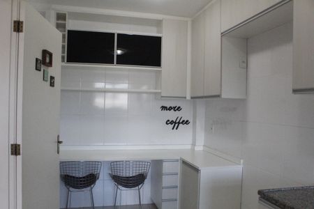 Apartamento à venda com 72m², 2 quartos e 1 vagaCozinha