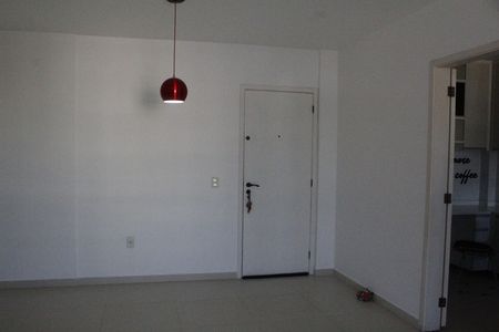 Apartamento à venda com 72m², 2 quartos e 1 vagaSala