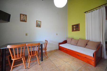 Studio para alugar com 36m², 1 quarto e 1 vagaKitnet