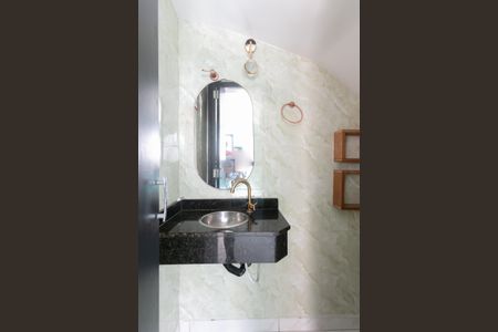 Casa de condomínio para alugar com 64m², 2 quartos e 1 vagaLavabo 
