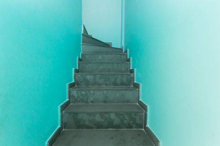 Casa de condomínio para alugar com 64m², 2 quartos e 1 vagaEscada 