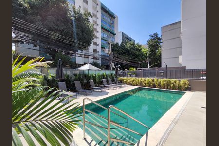 Apartamento à venda com 51m², 1 quarto e sem vaga Apartamento à venda com 51m², 1 quarto e sem vagaÁrea comum - Piscina