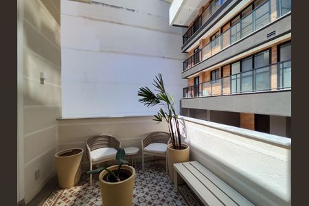 Varanda de apartamento à venda com 1 quarto, 51m² em Maracanã, Rio de Janeiro