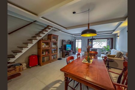 Casa de Condomínio à venda com 3 quartos, 180m² em Cosme Velho, Rio de Janeiro