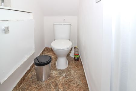 Lavabo de casa para alugar com 5 quartos, 300m² em Pompeia, São Paulo