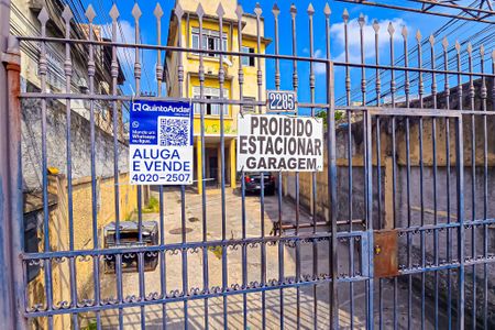 Apartamento para alugar com 65m², 2 quartos e sem vaga Apartamento para alugar com 65m², 2 quartos e sem vagaFachada do Prédio com placa