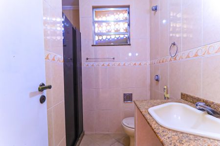 Apartamento para alugar com 65m², 2 quartos e sem vaga Apartamento para alugar com 65m², 2 quartos e sem vagaBanheiro