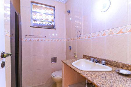 Apartamento para alugar com 65m², 2 quartos e sem vaga Apartamento para alugar com 65m², 2 quartos e sem vagaBanheiro