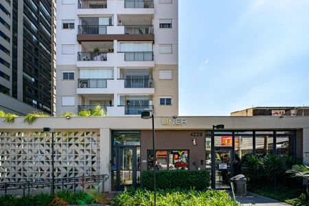 Apartamento para alugar com 39m², 2 quartos e 1 vaga Apartamento para alugar com 39m², 2 quartos e 1 vagaFachada
