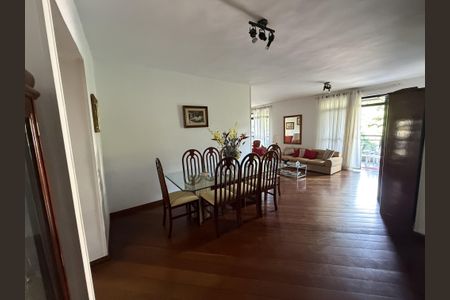 Sala de apartamento à venda com 3 quartos, 190m² em Santa Rosa, Niterói