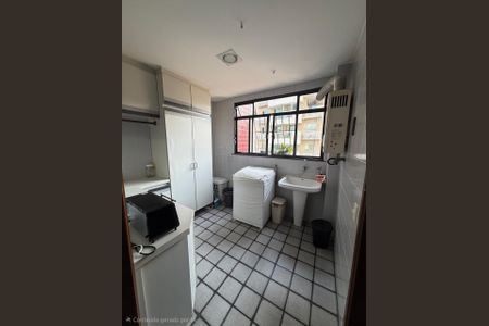 Apartamento à venda com 190m², 3 quartos e 3 vagas Apartamento à venda com 190m², 3 quartos e 3 vagasÁrea de Serviço